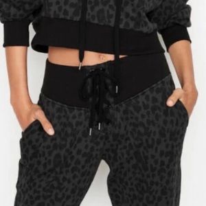 Victoria's Secret Fleece Lace-Up Cotton Leopard High Waisted Joggers S NWOT